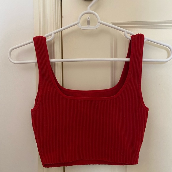 Aritzia Tops - Aritzia Sculpt knit squareneck cropped tank